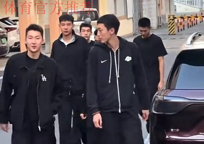 没有加盟广州队！夏振峰出席广东队出征仪式，可能被朱芳雨签回？