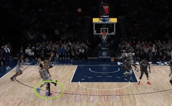 恶犯文班!戈贝尔全场4中1,得到2分14篮板3助攻1抢断1盖帽 恶犯文班!戈贝尔全场4中1,得到2分14篮板3助攻1抢断1盖帽